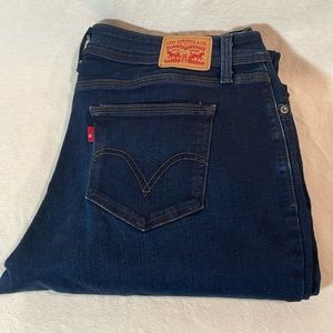 Levi’s 529 Curvy Bootcut 16